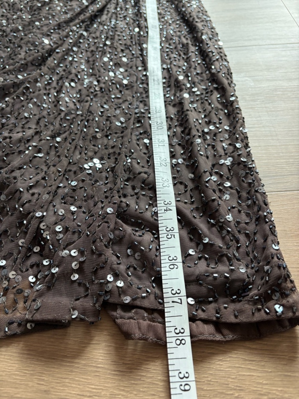 Elegant Long-Sleeve Cocktail Dress Brown Beaded and Sequin Embellished- size 12 - Picture 8 of 10